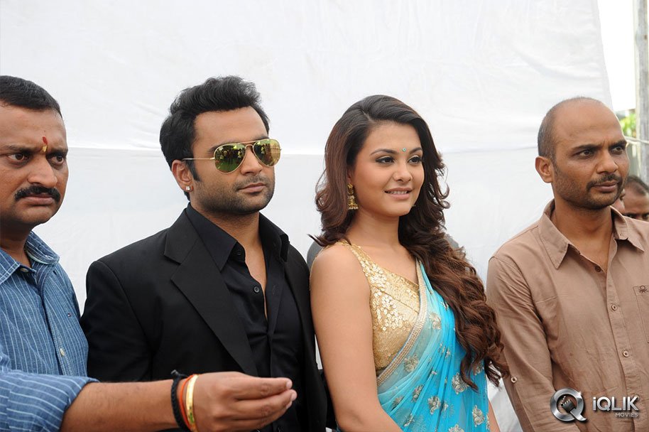 Nee-Jathaga-Nenundali-Movie-Opening